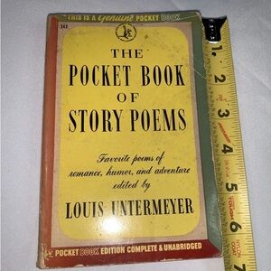 The Pocket Book of Story Poems 1945 Vintage Paperback USA Louis Untermeyer